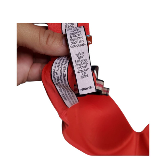 Victoria's Secret T-Shirt Bra Size: 36DD - Picture 6 of 7